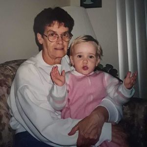 Meet your Posher, Elizabeth-anne